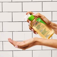 غسول سيرافي زيتي رغوي منظف ومرطب للبشرة العادية ال...