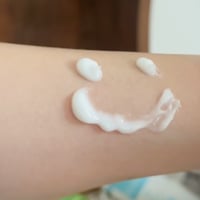 باقة سيروم و لوشن تفتيح الوجه والجسم