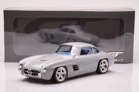 GT SPIRIT – 1:18 S-KLUB MERCEDES GULLWING 2021 NAR...
