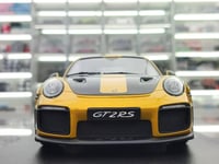 GT Spirit 1:18 Porsche 911 (991.2) GT2 RS With Dis...