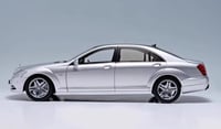 1/18 Motorhelix Mercedes-Benz S-Class S600L W221 (...
