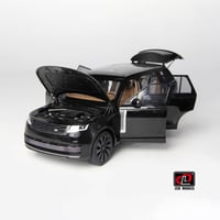 LCD 1:18 Land Rover Range Rover SV 2022 Black LCD1...