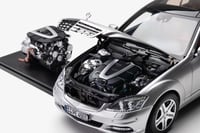 1/18 Motorhelix Mercedes-Benz S-Class S600L W221 (...