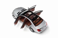 1/18 Motorhelix Mercedes-Benz S-Class S600L W221 (...