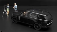 LCD 1:18 Land Rover Range Rover SV 2022 Black LCD1...