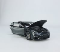 Porsche Panamera Turbo S 2020 Brand: Minichamps Sc...