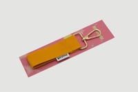 ميدالية صفراء