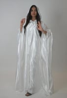 عباية عروس عرض الشهر