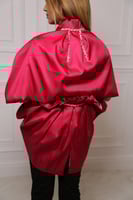 جاكيت فخم لون فوشي مع كريستال بالظهر