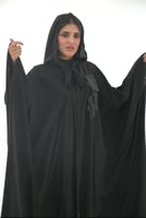 عباية العروس مع غطاء الراس الانيقة