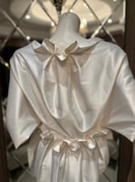 جاكيت اوف وايت