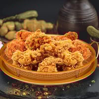 سلة قلي هوائية دائرية غير لاصقة لتحمير مثالي