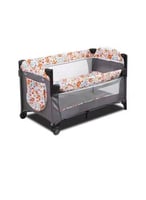 سرير اطفال قابل للطي مع مساحة تخزين سفلية عملية