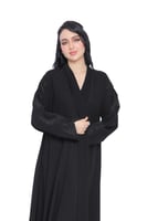 عباية دبل كلوش سوداء فاخرة بتدخيلة قماش شكيرا وتطر...