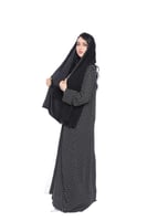 عباية نص كلوش سوداء قماش شيفون منقط ناعم بتصميم عص...