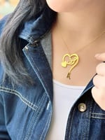 سلسل بتصميم قلب