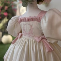 فستان لوليتة +طوق الفيونكة وبدون جيبون متوفر جيبون...