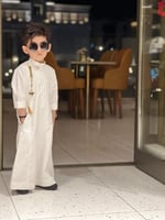 بروش الكتف بتصميم أنيق