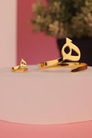 اسواره مع الخاتم ذهبي