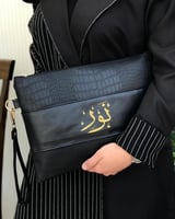 شناط شكل مربعات متعددة الألوان