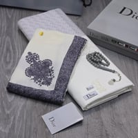 بكج الشتاء الفاخر 2026 – قماش ديور شتوي + شال كشمي...