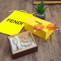 طقم هدايا فندي النسائي – نظارة وساعة