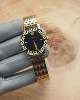 ساعة فرزاتشي نسائية