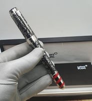 قلم فاخر ماركة مونت بلانك اسود و فضي