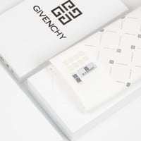 شماغ جيفنشي رسمي + قماش جيفنشي كريمي