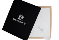 شماغ بييركاردان الأبيض اصدار حديث صناعة انجليزية