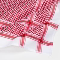 بكج شماغ جيفنشي كلاسيك + قماش جيفنشي ابيض 2024