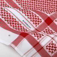 شماغ جيفنشي احمر رسمي اخر اصدار 2025