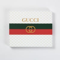 شماغ قوتشي سجنتشر شبابي انجليزي 2025