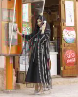 فستان التاسيس مميز