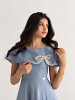 فستان بحري بـ فيونكه شك