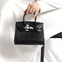 ميني اسود كروك قفل فضي