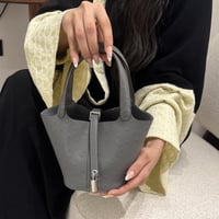 بيكوتان ميني رمادي جلد نعام