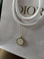 بوكس جادور مع حجر عطري