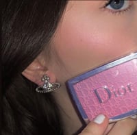 مجموعة ديور المميزه.