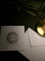 كارد أهداء شانيل