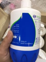 كريم QV كيو في