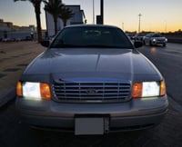 لمبات ليد فورد فكتوريا 1998 الى 2012