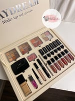 بوكس مكياج بديل ديور - بيج