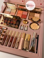 بوكس مكياج بديل شارلوت