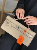 حقيبه نسائيه من Hermès