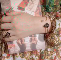 اسواره وخاتم صممت حسب طلبك