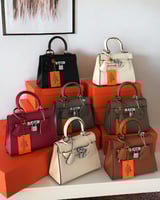 حقيبه نسائيه من Hermès