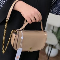 حقيبه من Tory Burch