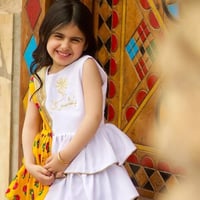 فستان البشت اصفر