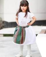 تيشيرت مع تنوره